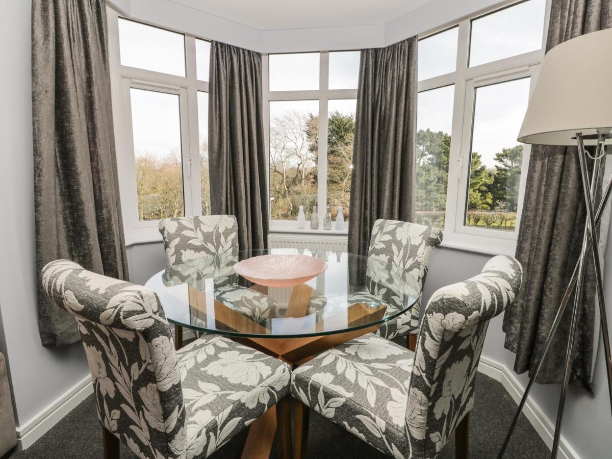 Manor Heath Apartment 4 Scarborough Exteriör bild
